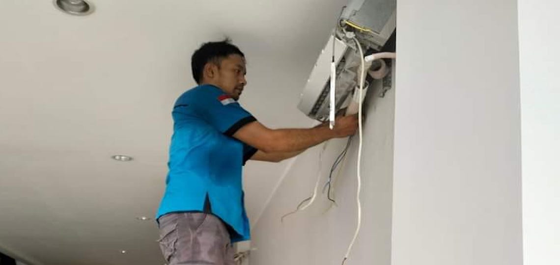 Service outdoor unit